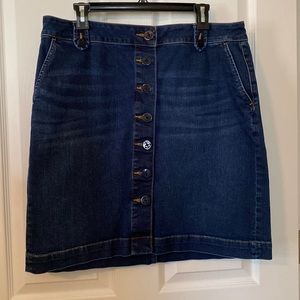 Summer denim skirt.